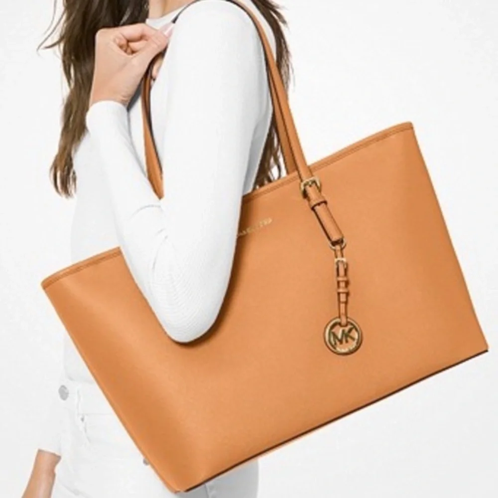 NWT Michael Kors Acorn Jet Set Travel Multi Function Leather Tote - Picture 1 of 15